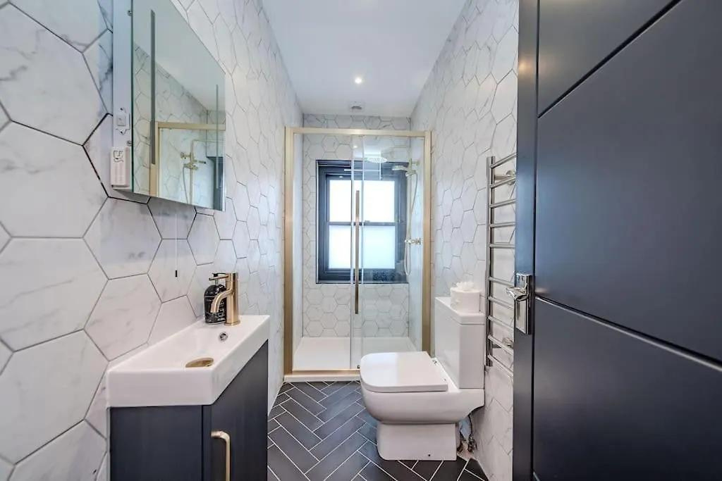 Super Central 3 Bedroom Flat I Next To Brighton Beach Lejlighed